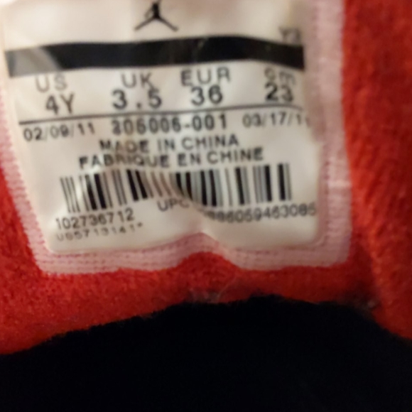 Jordan 11 Low IE Bred - Picture 6 of 7